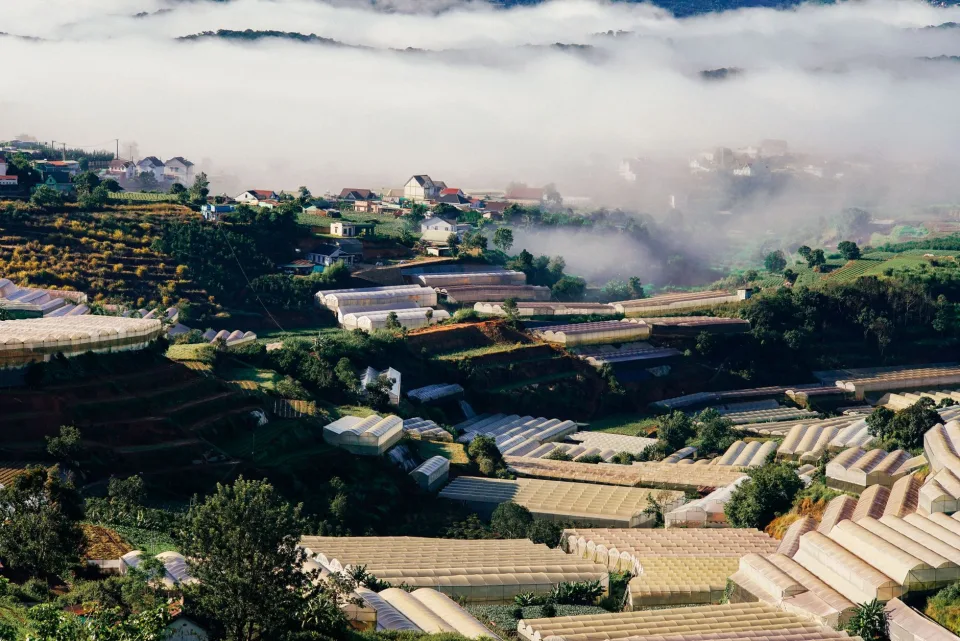 Kho phân bón, vật tư
